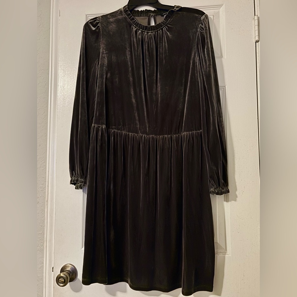 Tommy Hilfiger Elegant Olive Green Velvet Long Sleeve Midi Dress Size 10
